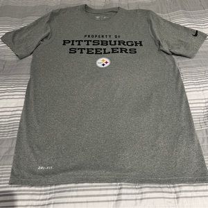 Nike Pittsburgh Steelers adult medium shirt